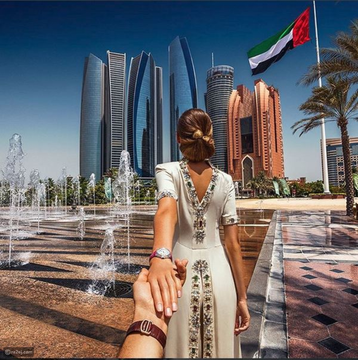 المصور المتميز مراد عثمان مازال يبهر العالم بصور ’Followme’ مع زوجته 7