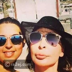 النجمة إليسا