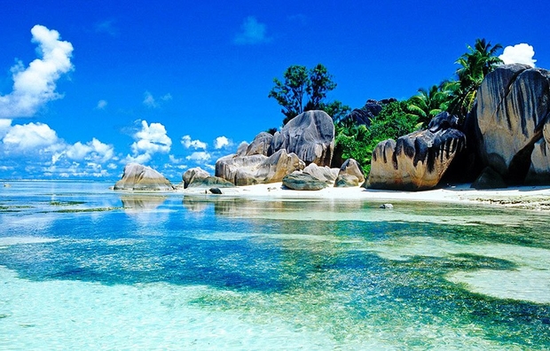 فيديو جولة ساحرة في أجمل الجزر السياحية الجديدة "سيشل"