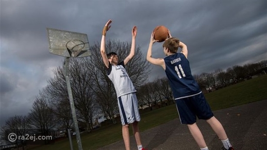 أطول مراهق في العالم